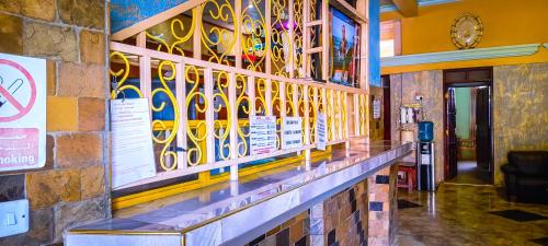 oasis guest house voi