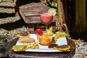 Tierra De Suenos Lodge & Wellness Center,Cocles>>Cahuita,3 star