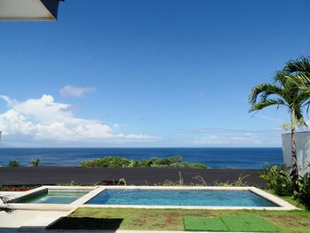 The Siren Resort,,5 star