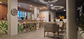 the siren resort