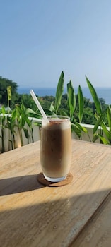 the siren resort