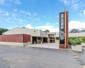 tahmoor inn