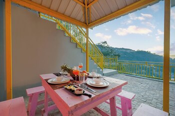 hillshades 3 bhk with sit out area