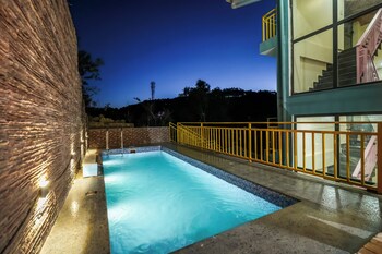 hillshades 3 bhk with sit out area