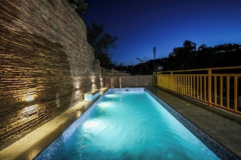 hillshades 3 bhk with sit out area