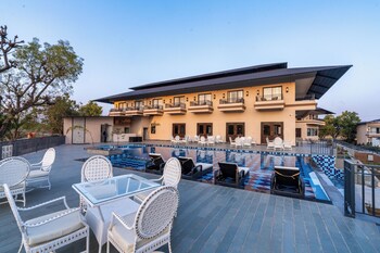 amruthan bagh resort