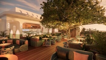 recess hotel and club