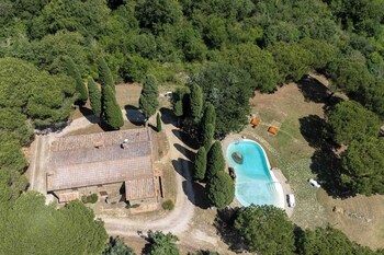 villa tiberini wine relais