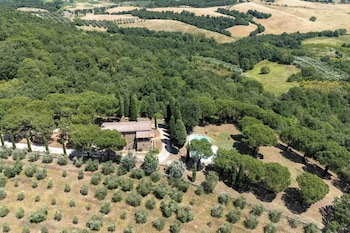 villa tiberini wine relais