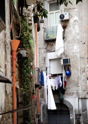 scugnizzo apartment