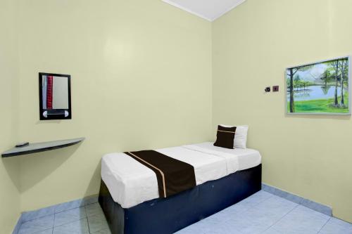 oyo 95136 jec plumbon homestay syariah