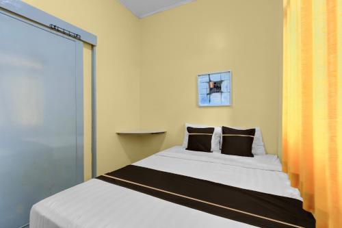 oyo 95136 jec plumbon homestay syariah