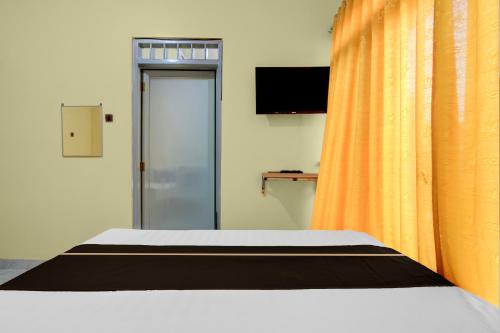 oyo 95136 jec plumbon homestay syariah