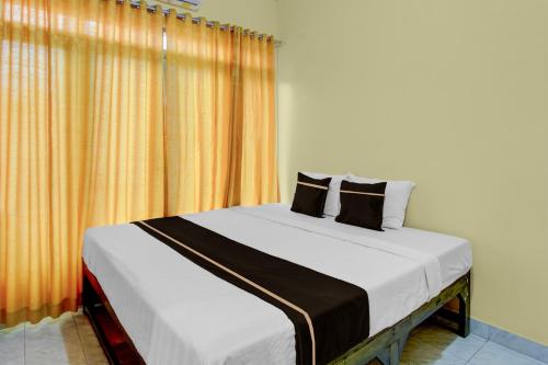 oyo 95136 jec plumbon homestay syariah