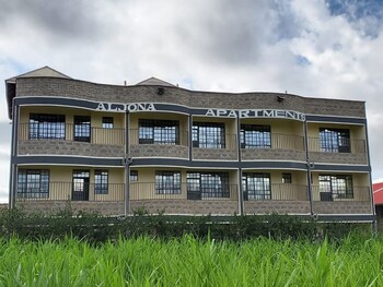aljona apart hotel taveta