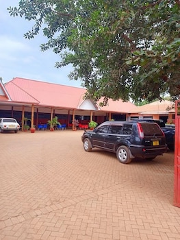 green park hotel taveta