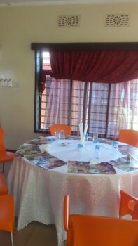 green park hotel taveta