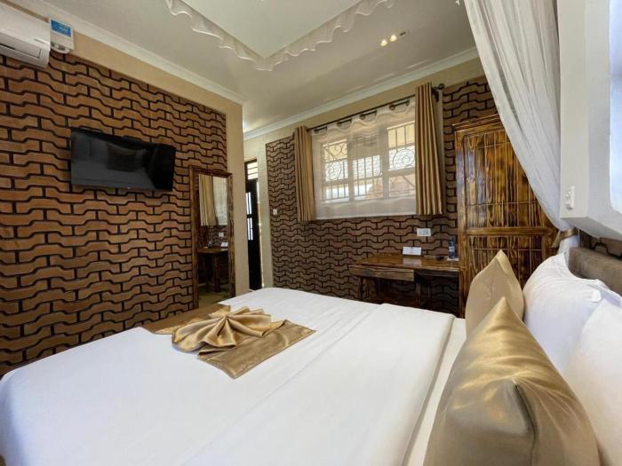 mawimbi jiko hotel taveta