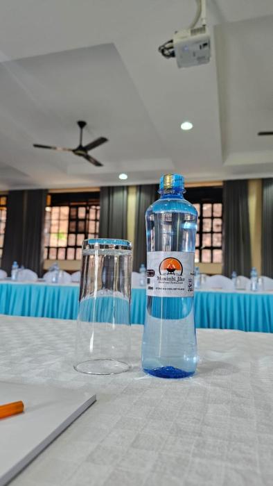 mawimbi jiko hotel taveta