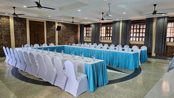 mawimbi jiko hotel taveta