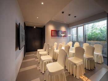 ginlan song hotel chengdu chunxi road and taikoo li branch