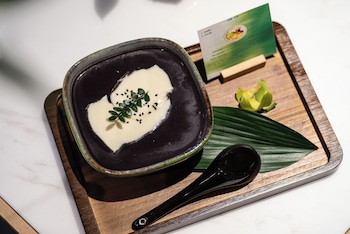 ginlan song hotel chengdu chunxi road and taikoo li branch
