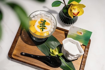 ginlan song hotel chengdu chunxi road and taikoo li branch