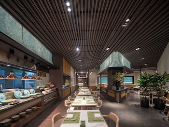 ginlan song hotel chengdu chunxi road and taikoo li branch