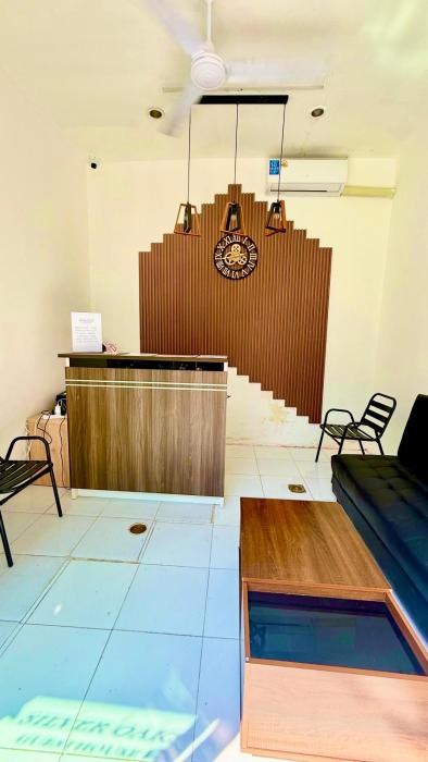 silver oaks guest house