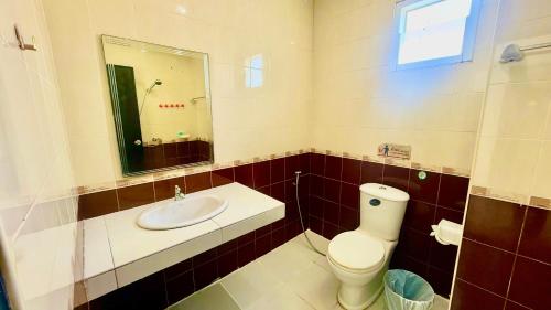 silver oaks guest house
