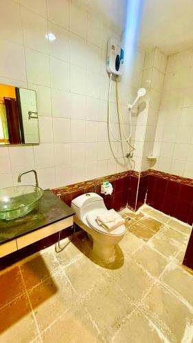 silver oaks guest house