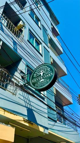 silver oaks guest house