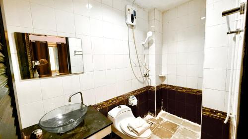 silver oaks guest house