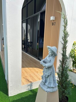 ouranos hotel