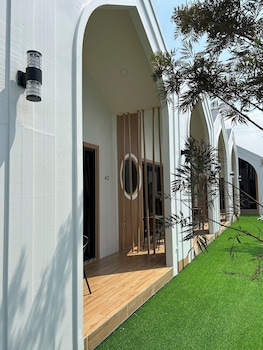 ouranos hotel