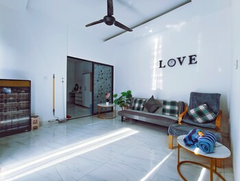 joy private pool house