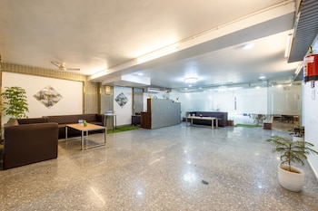 the empire hotel near dlf golf course