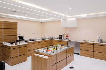 Bon Hotel Kabuwol,,3 star
