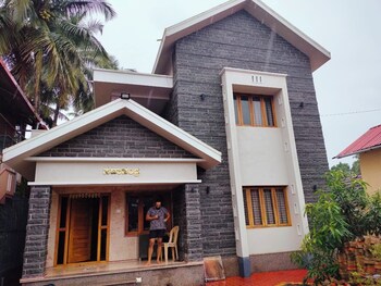 sadachandra home stay