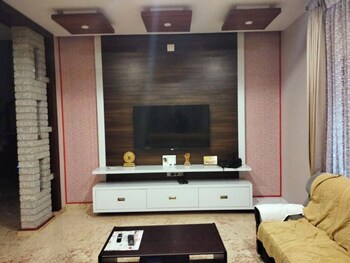 Sadachandra Home Stay,,3 star