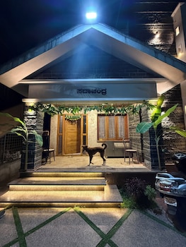 Sadachandra Home Stay,,3 star