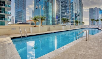 The Club Luxury Condos By Ilios Rentals,,4 star