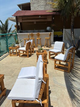 Los Pinos Beach Club,,3 star