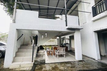 oyo 95134 guest house bonto sunggu