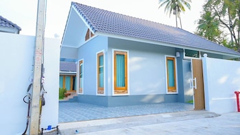 samui tropical pool villas