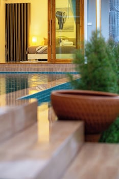 samui tropical pool villas