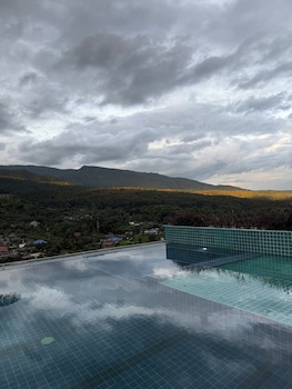 wonderland resort chiangmai
