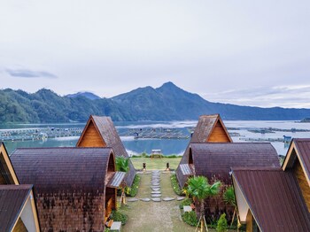 the dewi tasik kintamani cabin and villa