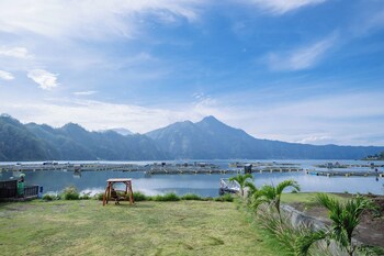 the dewi tasik kintamani cabin and villa