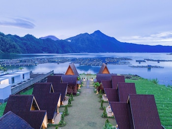 the dewi tasik kintamani cabin and villa